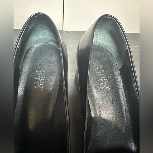 Franco Sarto black slip-on penny loafers - Picture 2 of 9